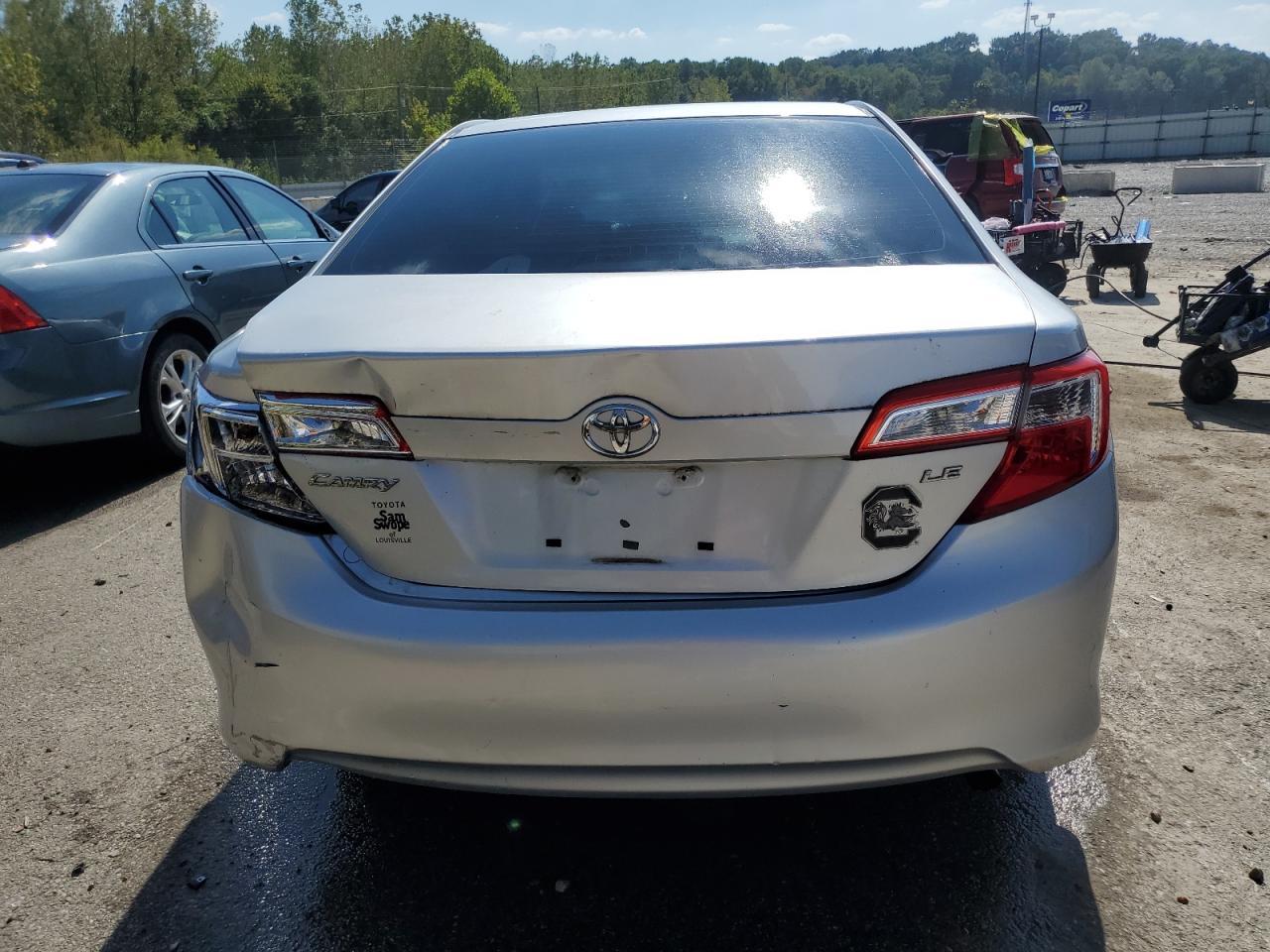 2012 Toyota Camry Base - Фото 6