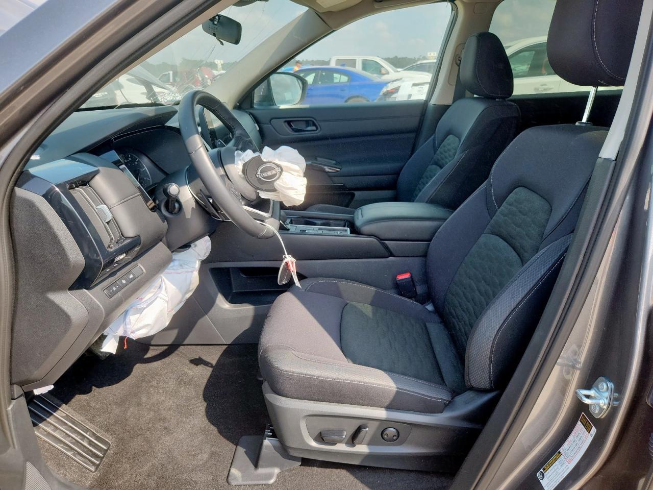2025 Nissan Pathfinder Sv - Фото 7