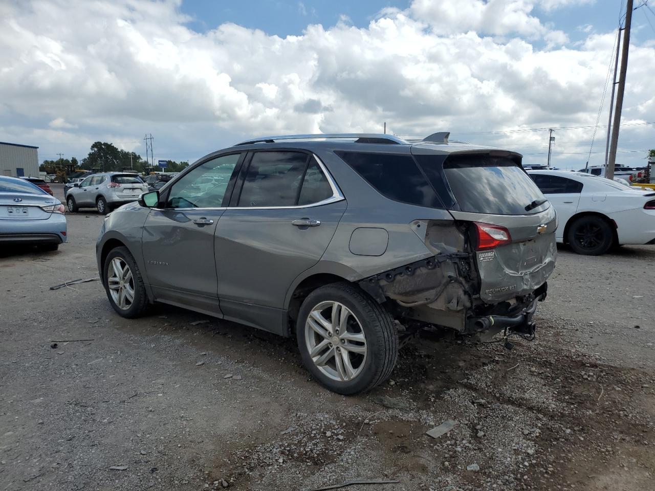 2018 Chevrolet Equinox Premier - Фото 2