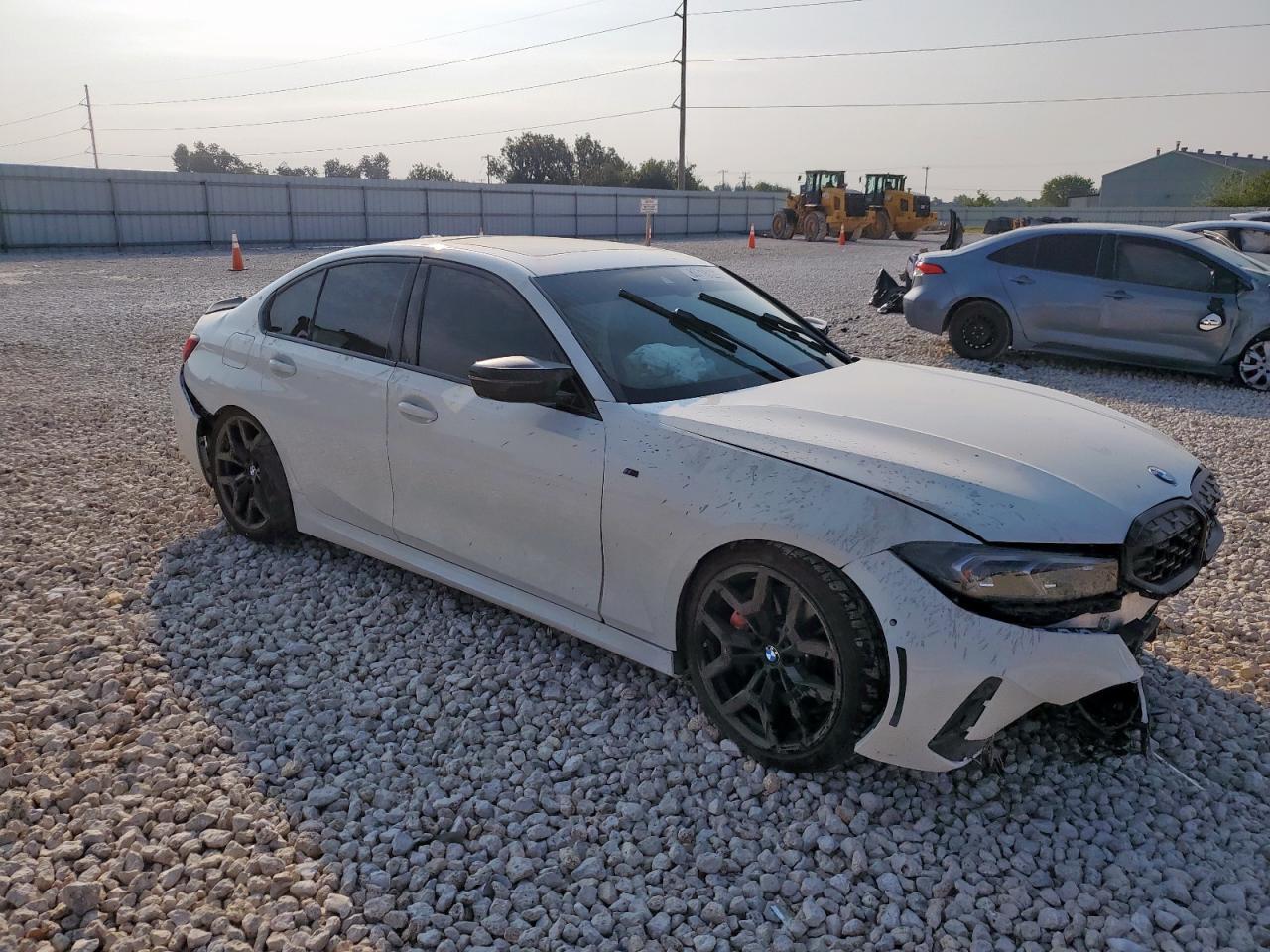 2025 BMW M340I - Фото 4