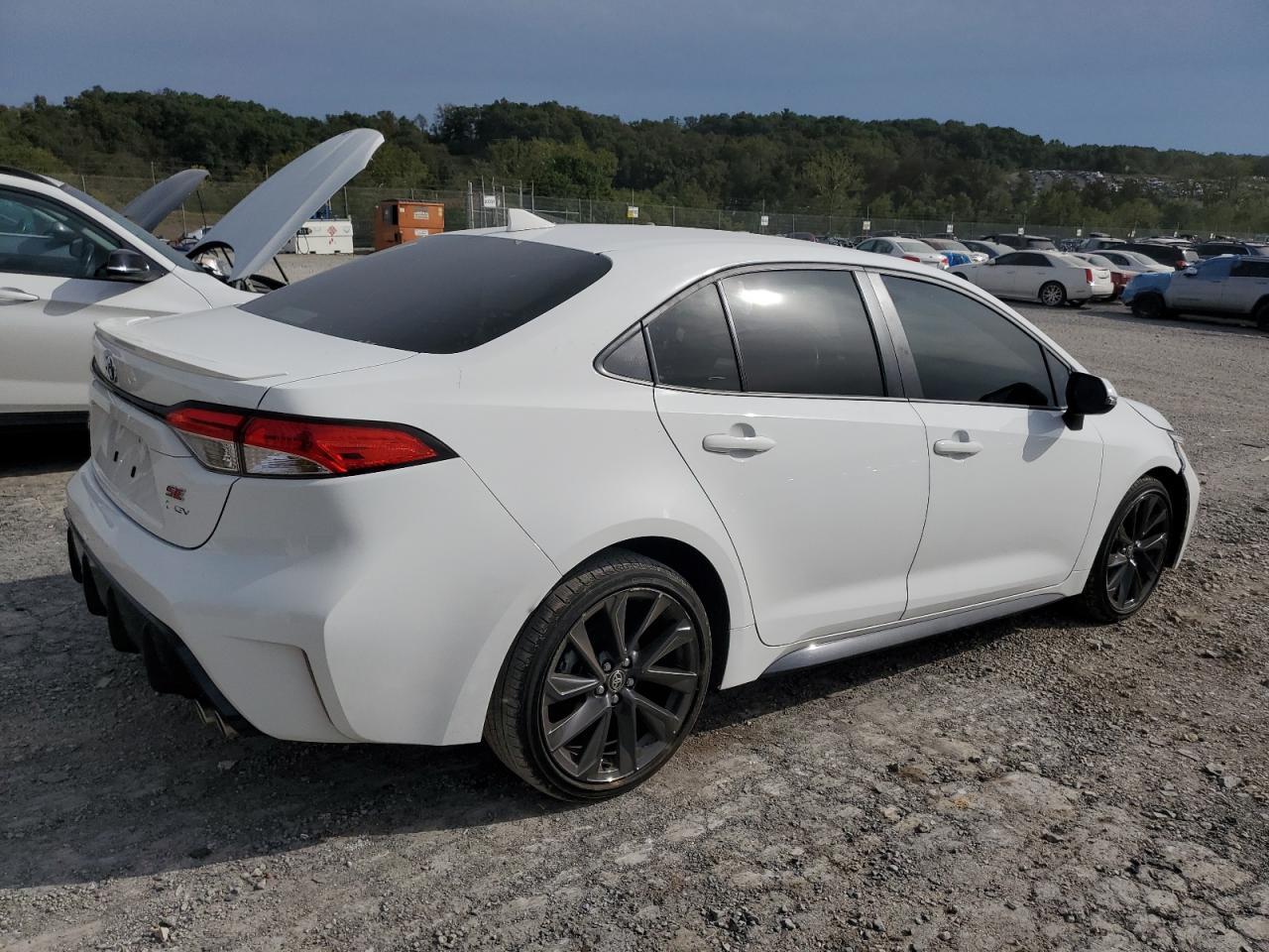 2025 Toyota Corolla Le - Фото 3