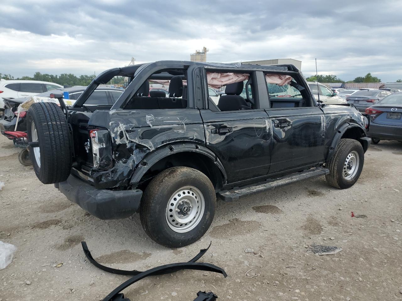 2025 Ford Bronco - Фото 3