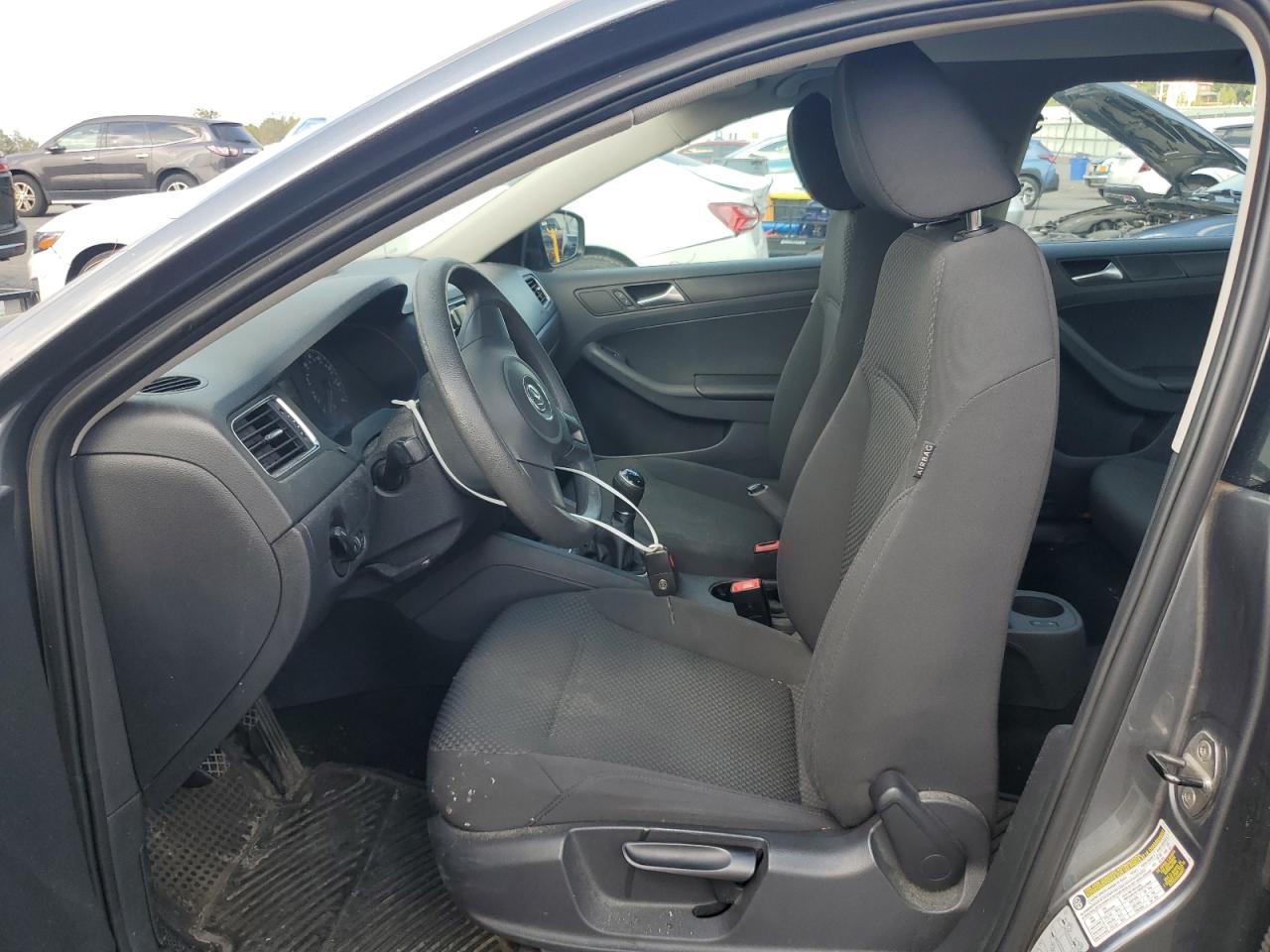 2013 Volkswagen Jetta Base - Image 7