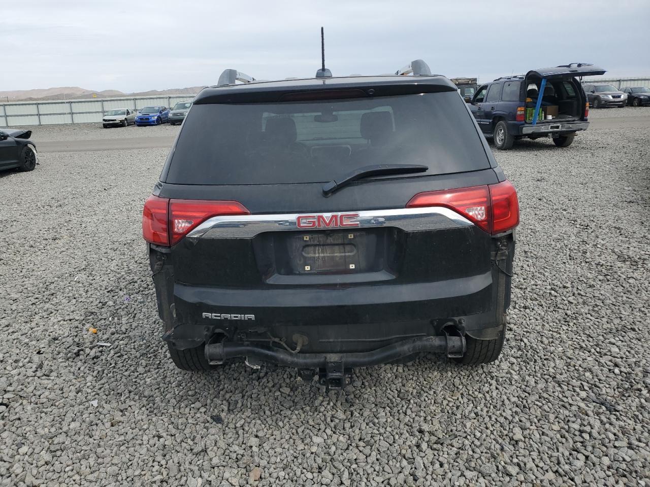 2017 GMC Acadia Denali - Фото 6