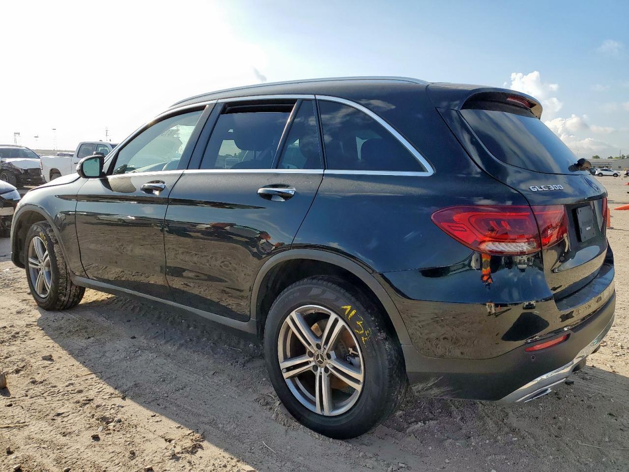 2021 Mercedes-Benz Glc 300 4Matic - Image 2