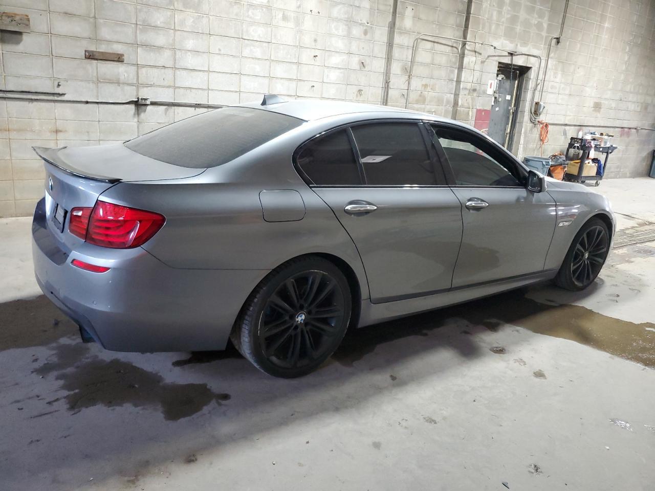 2011 BMW 535 Xi - Фото 3