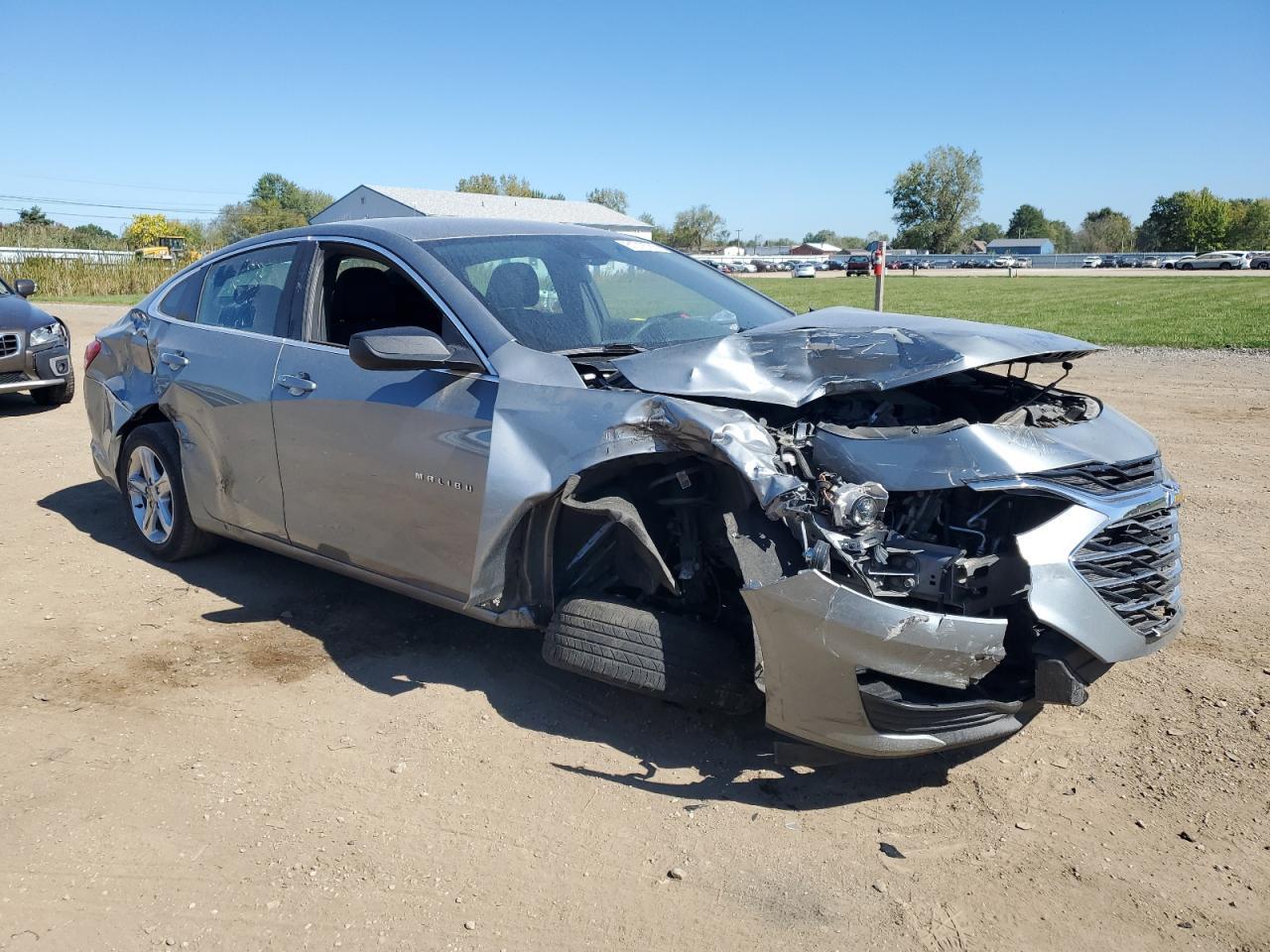 2023 Chevrolet Malibu Ls - Фото 4