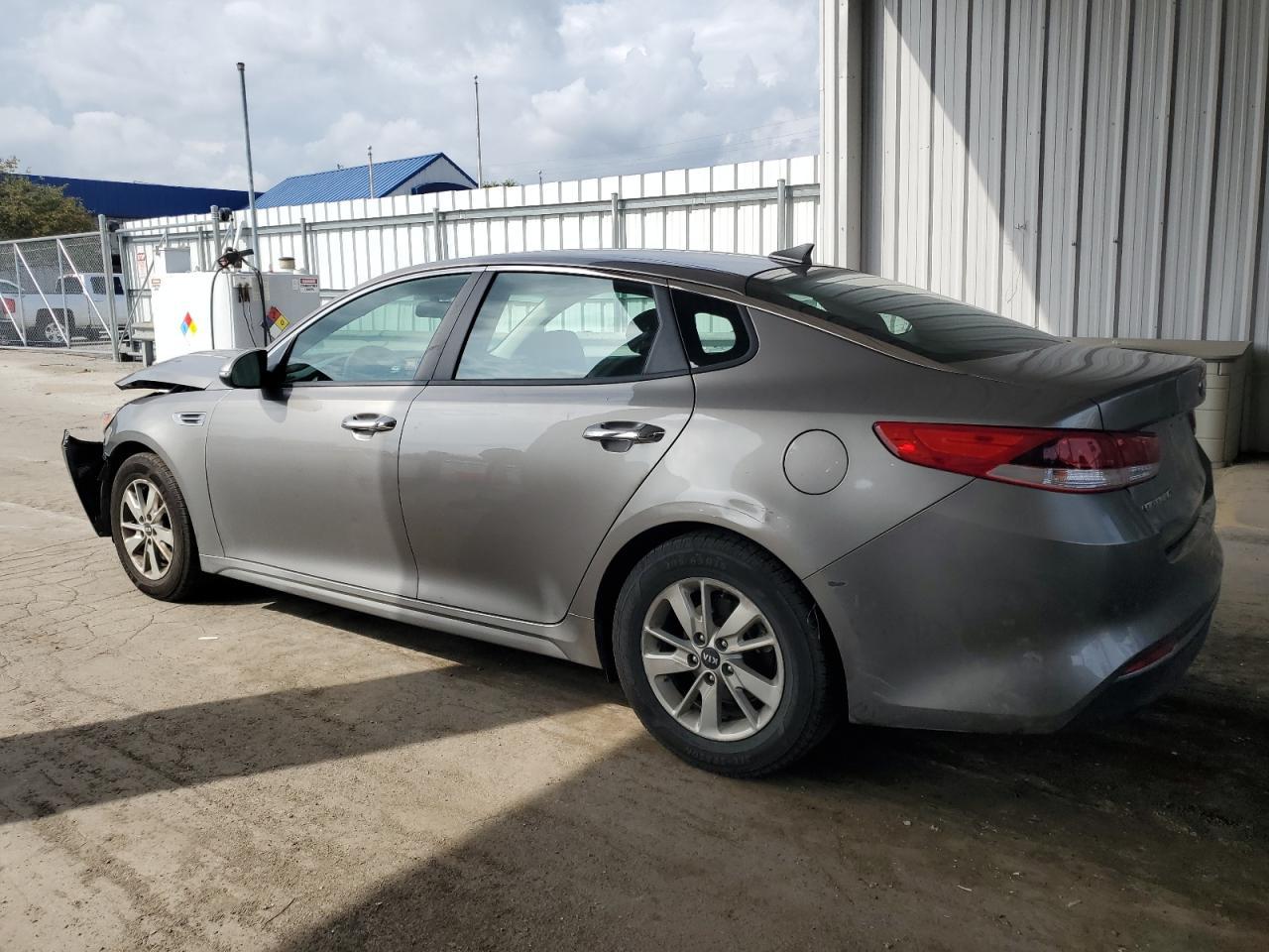 2018 Kia Optima Lx - Фото 2