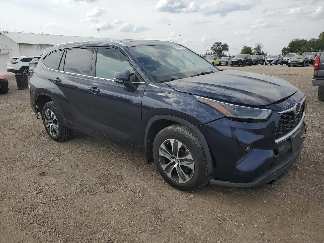 2021 Toyota Highlander Xle - Фото 4