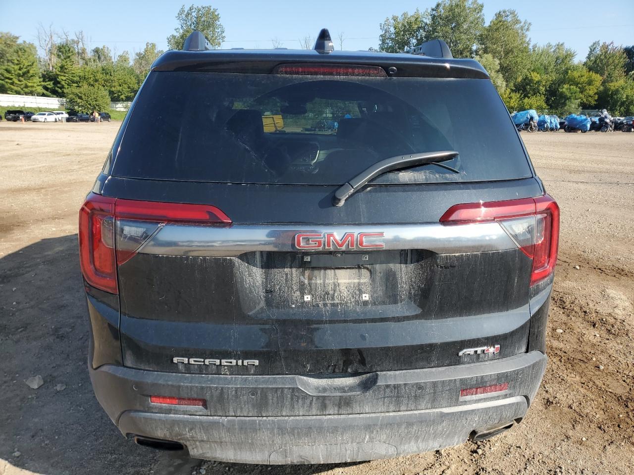 2022 GMC Acadia At4 - Фото 6