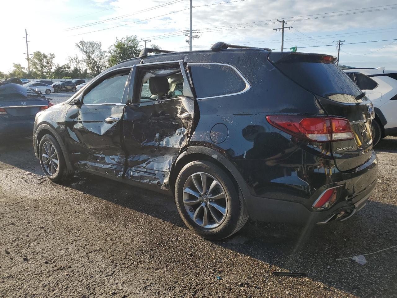 2018 Hyundai Santa Fe Se - Фото 2