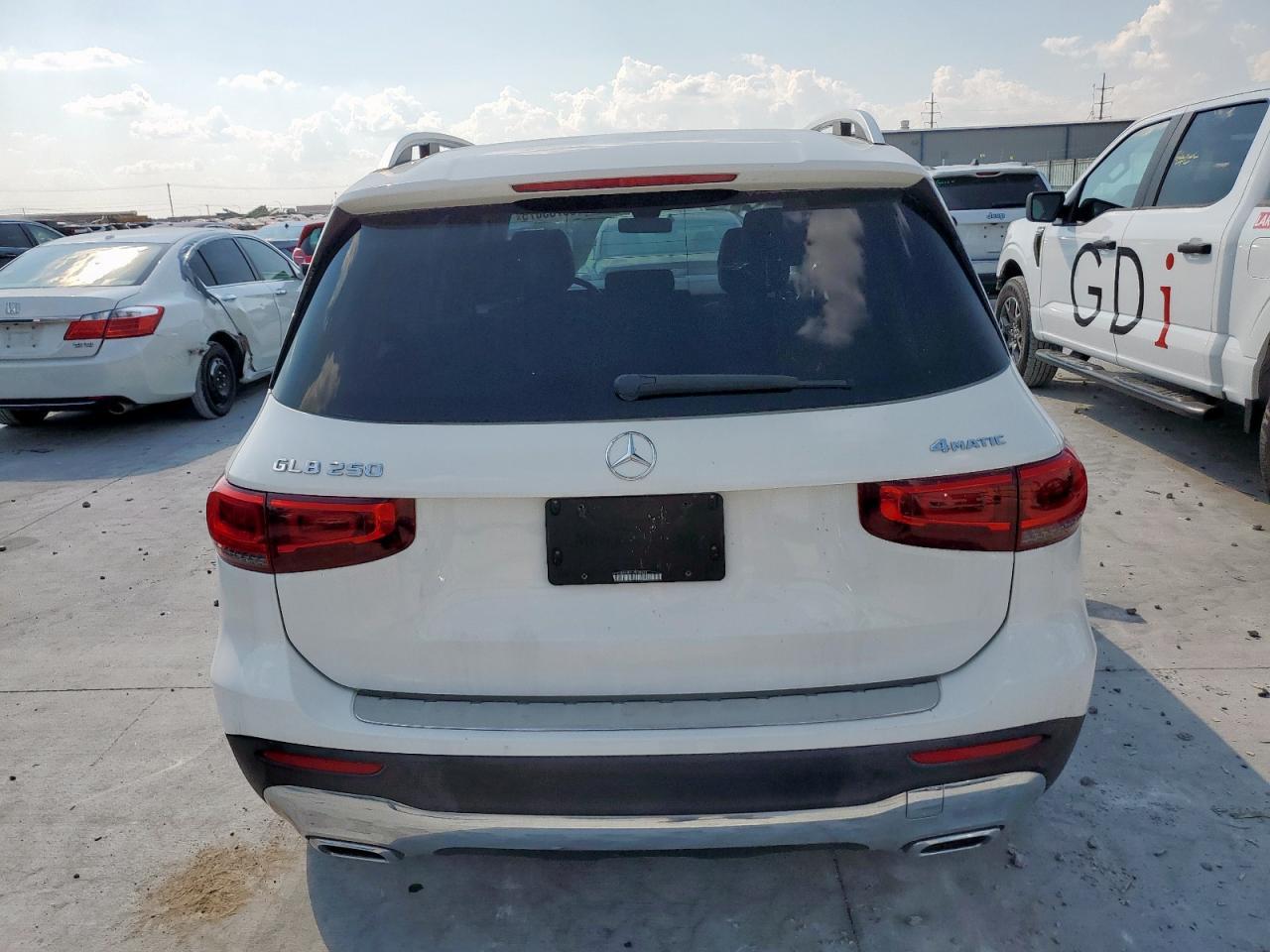 2020 Mercedes-Benz Glb 250 4Matic - Фото 6