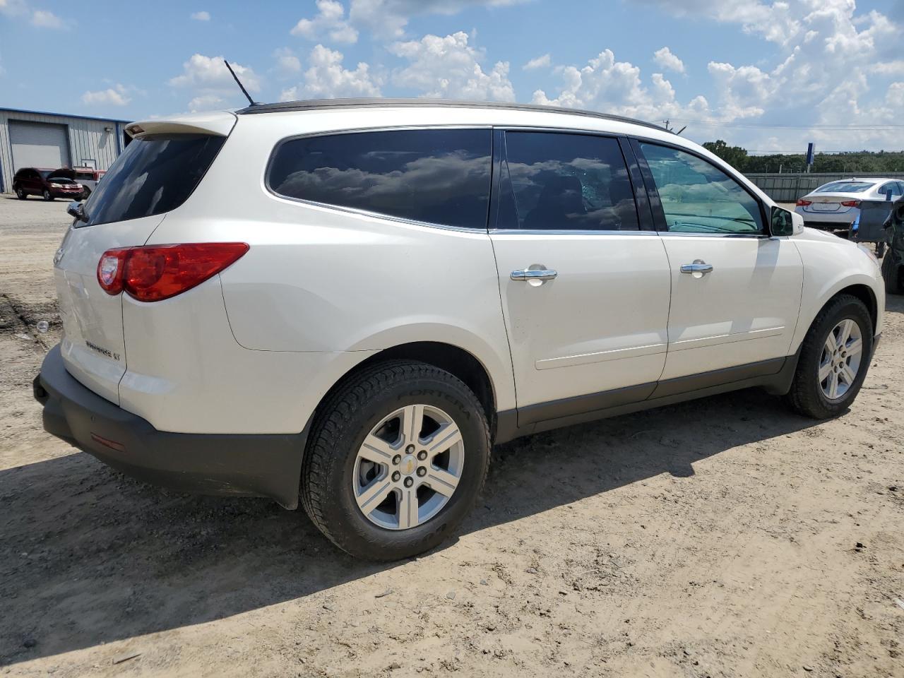 2011 Chevrolet Traverse Lt - Фото 3