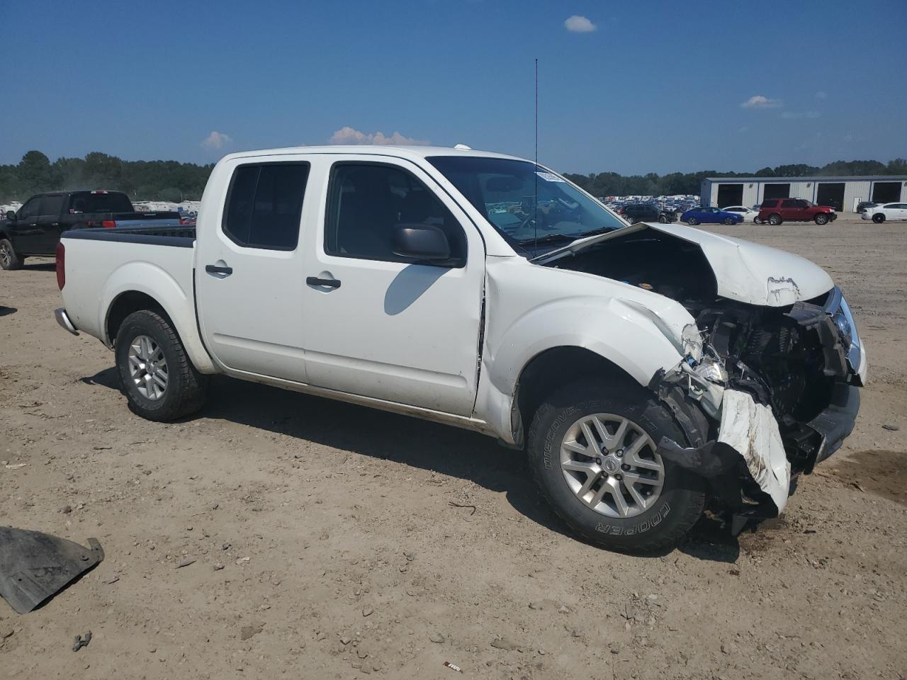 2015 Nissan Frontier S - Image 4