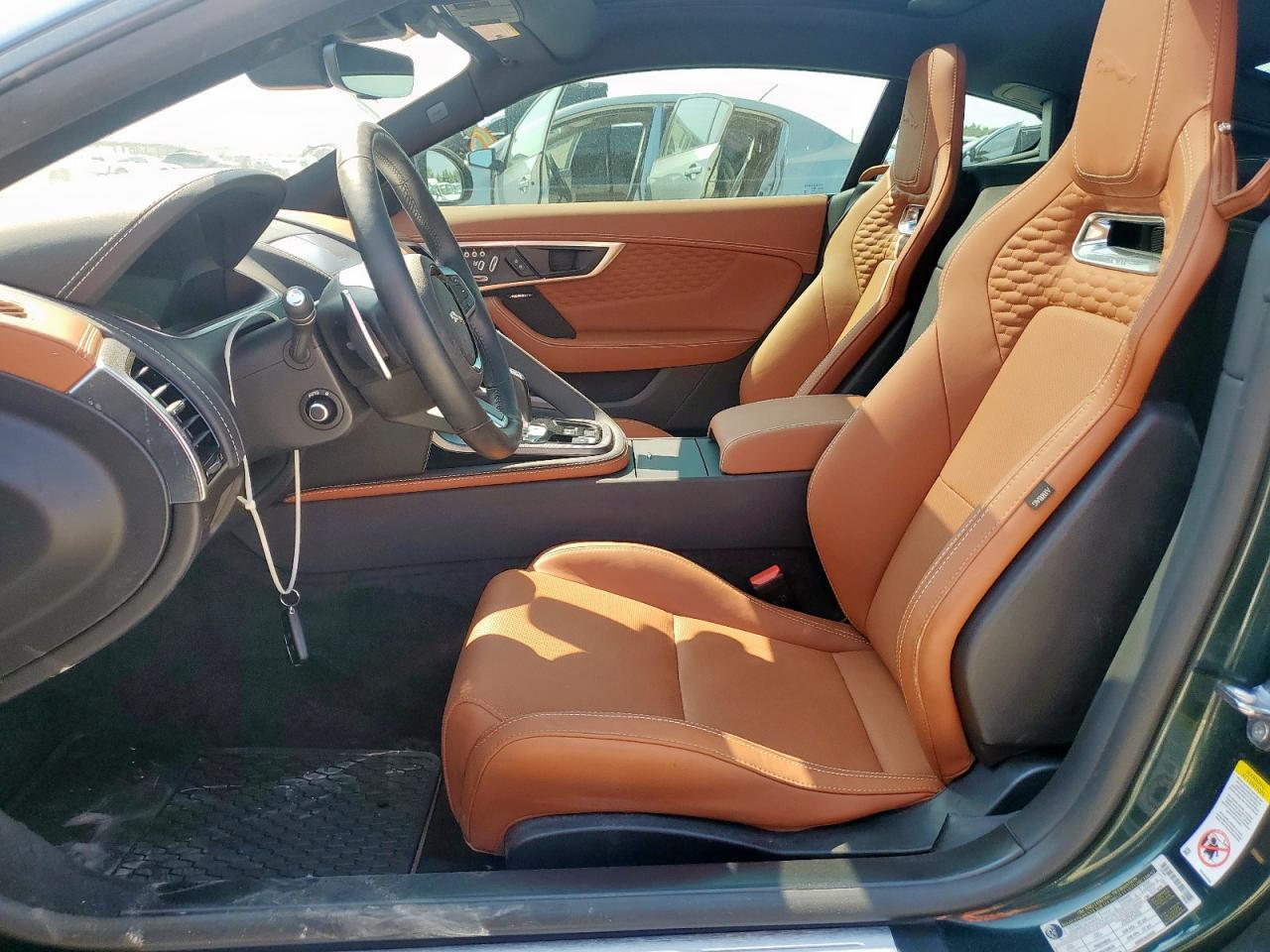 2024 Jaguar F-Type R Dynamic - Image 7