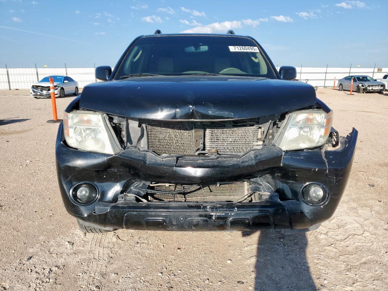 2011 Nissan Pathfinder S - Image 5