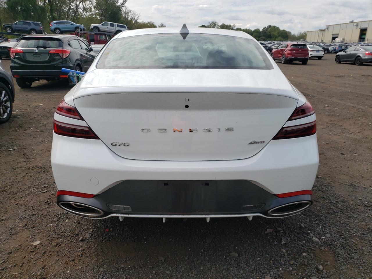 2025 Genesis G70 Base - Image 6