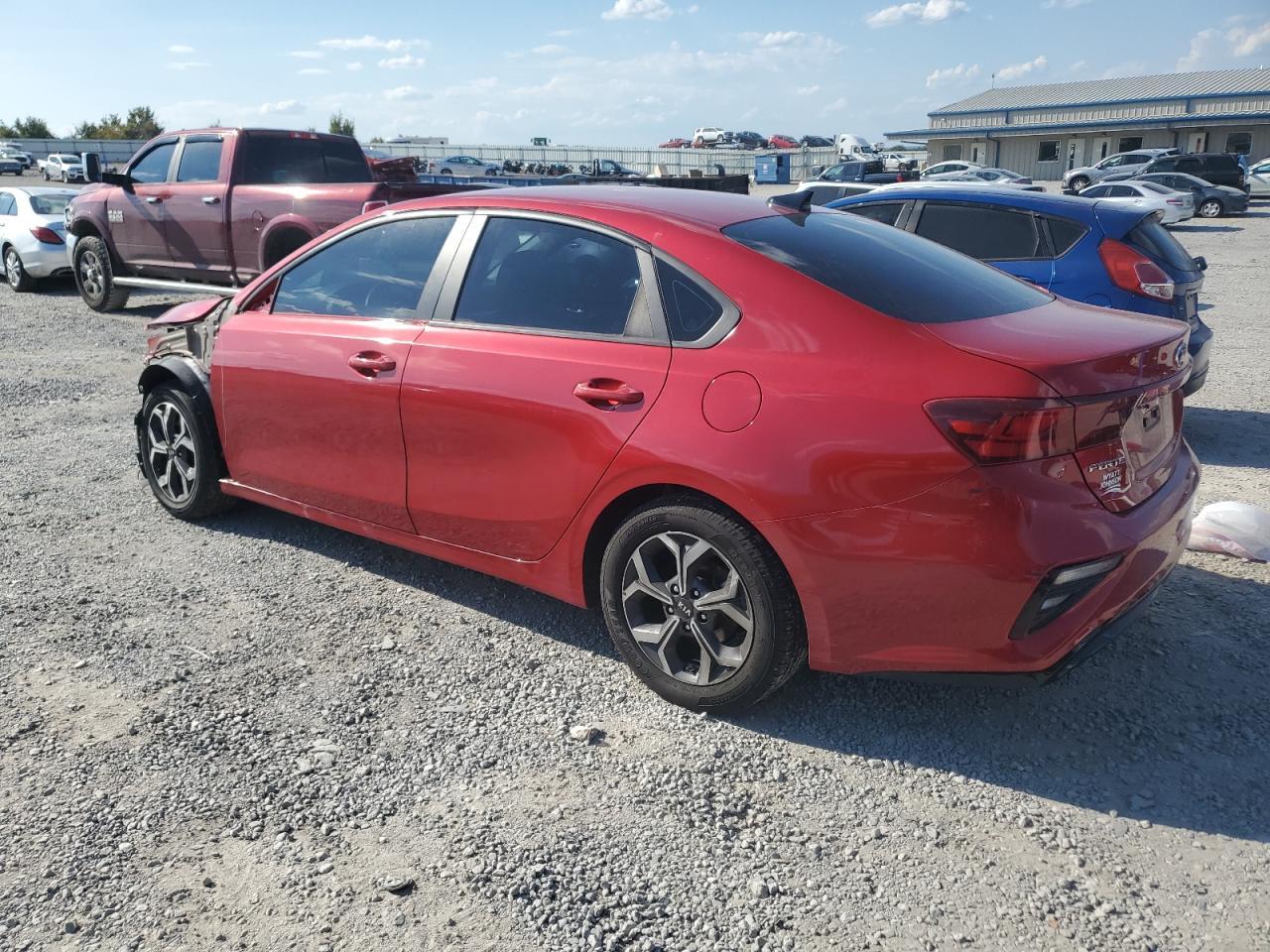 2021 Kia Forte Fe - Фото 2