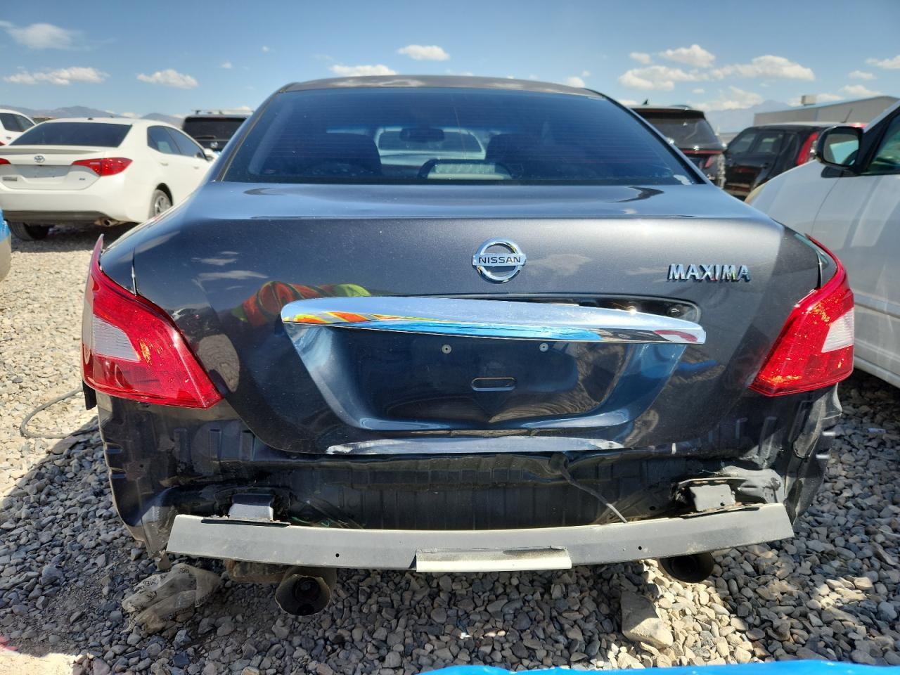 2010 Nissan Maxima S - Image 6