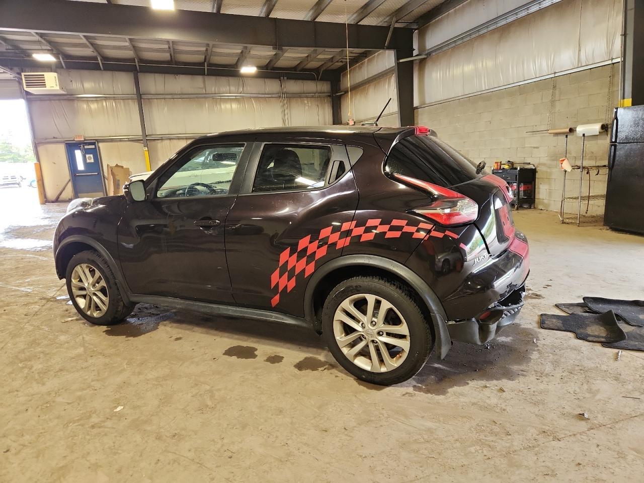 2015 Nissan Juke S - Фото 2