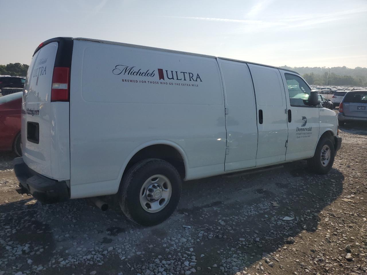 2018 Chevrolet Express G3500 - Фото 3