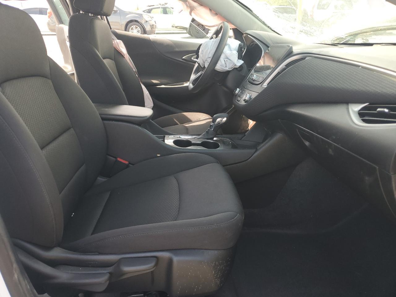 2024 Chevrolet Malibu Ls - Image 7