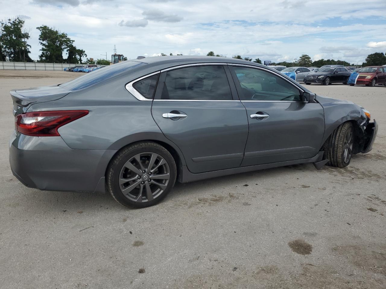 2018 Nissan Altima 2.5 - Фото 3