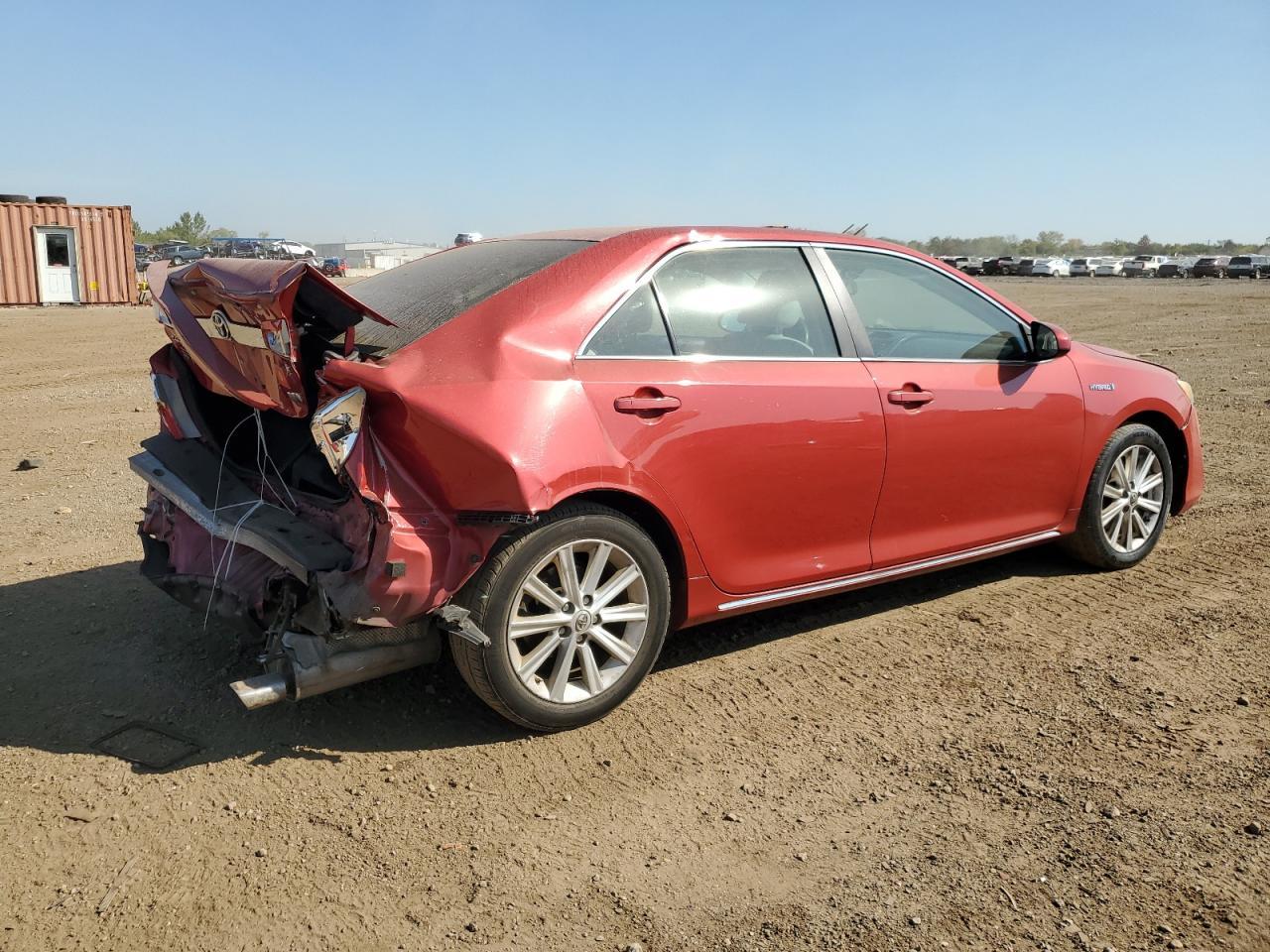 2013 Toyota Camry - Image 3