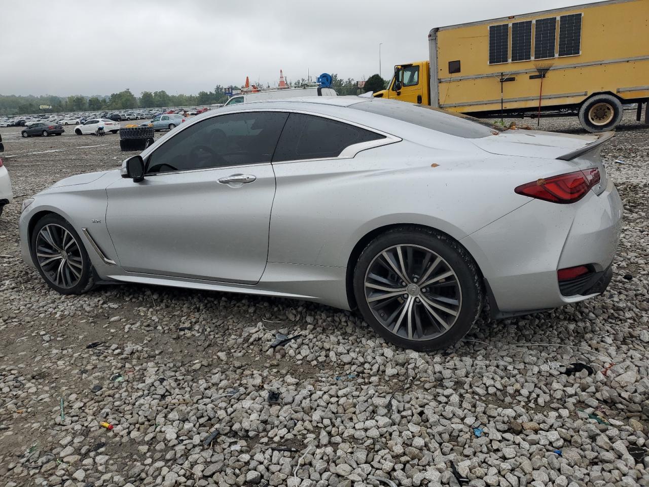 2018 Infiniti Q60 Luxe 300 - Фото 2