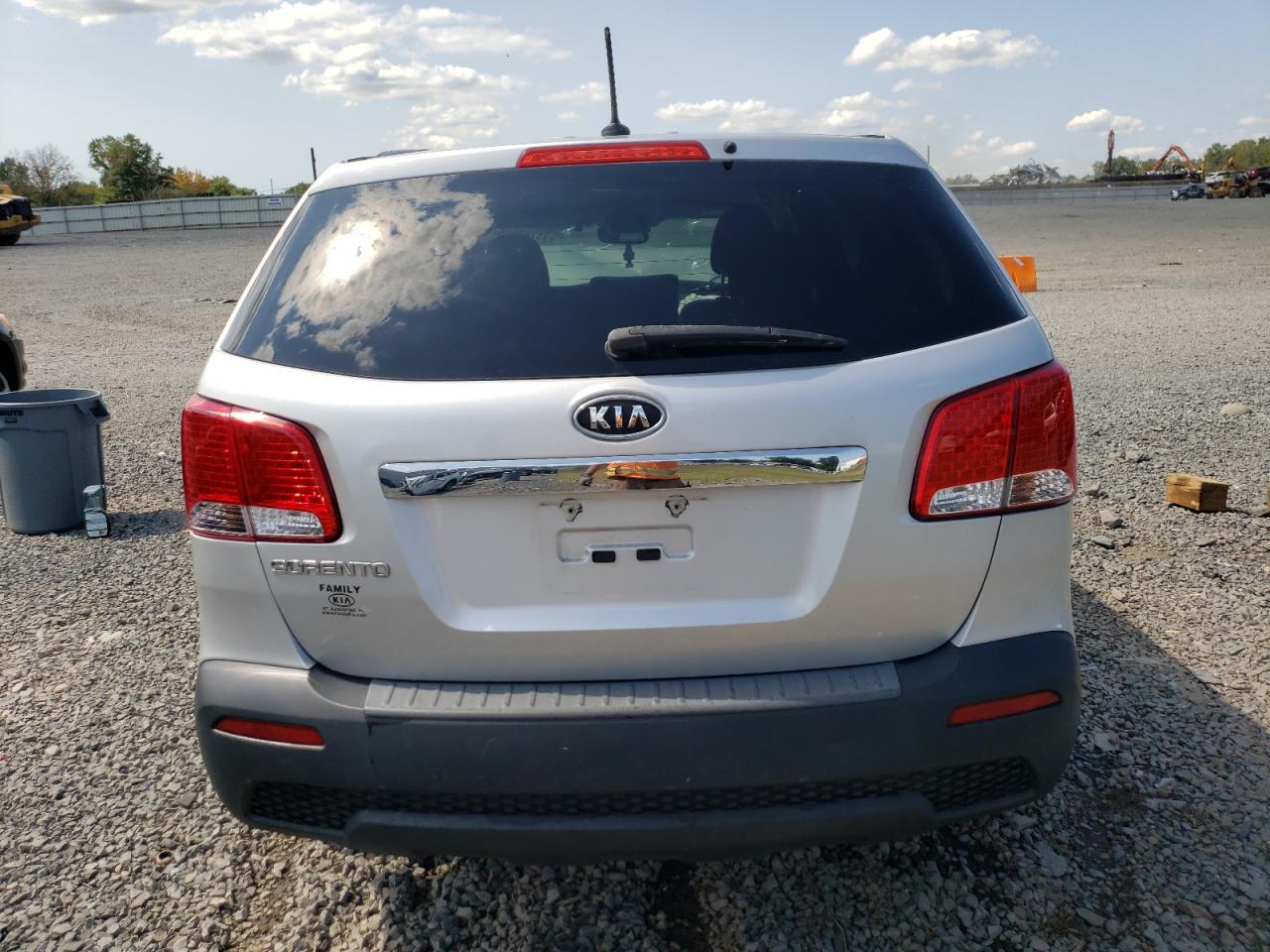 2013 Kia Sorento Lx - Фото 6