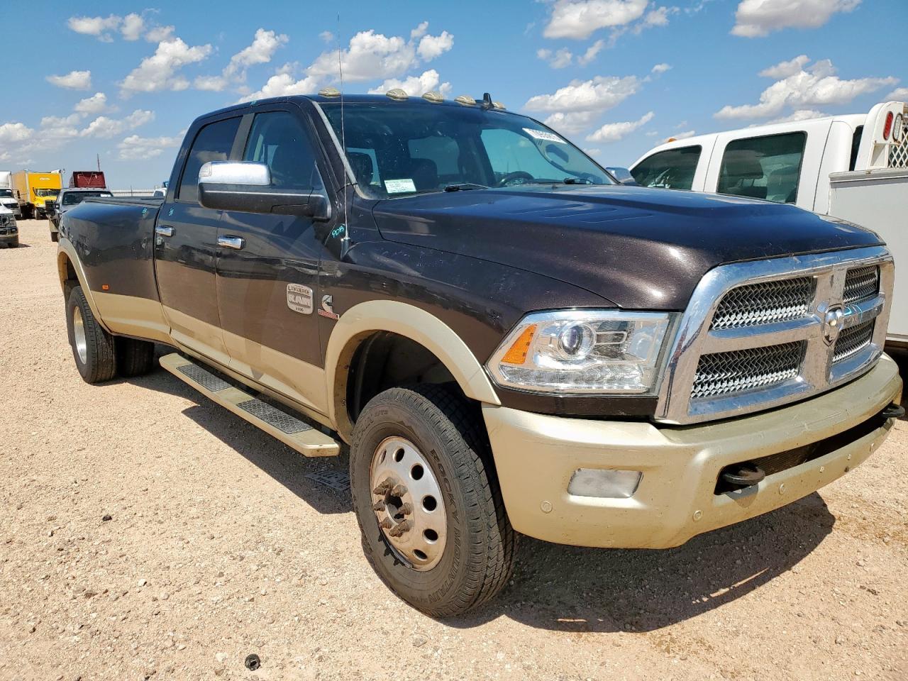 2016 Ram 3500 Longhorn - Фото 4