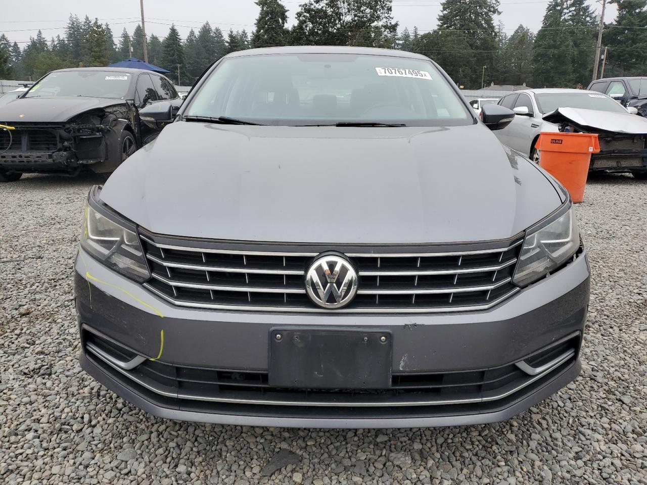 2018 Volkswagen Passat Se - Фото 5