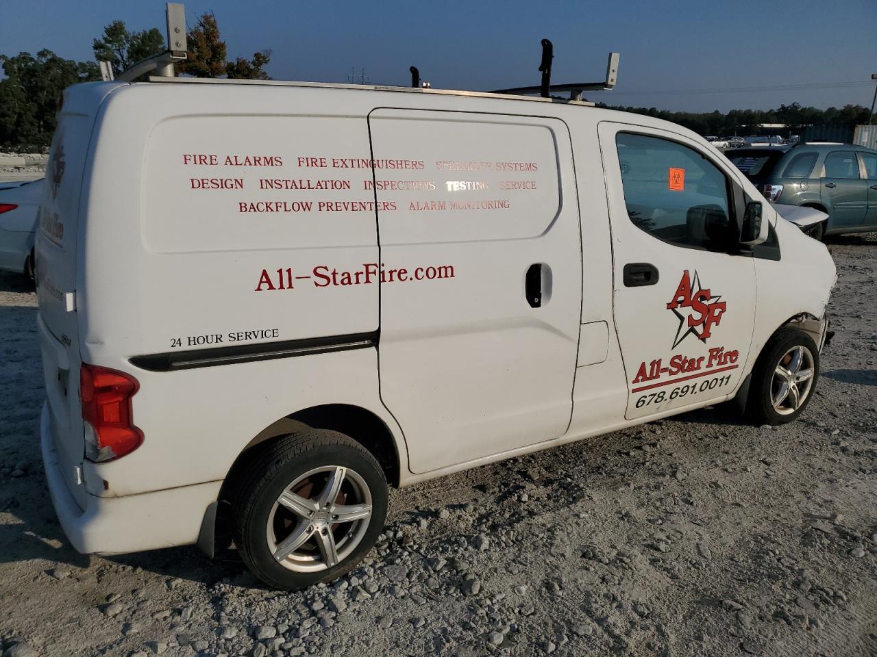 2017 Nissan Nv200 2.5S - Фото 3