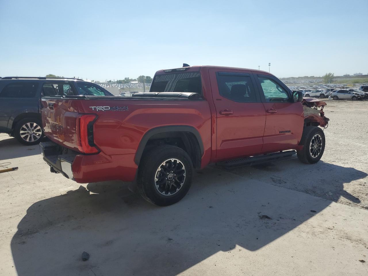 2024 Toyota Tundra Crewmax Sr - Image 3