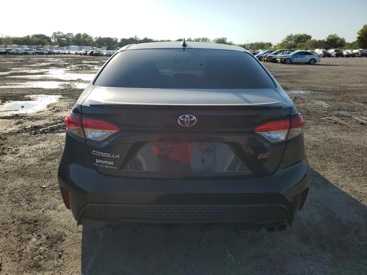 2020 Toyota Corolla Se - Image 6