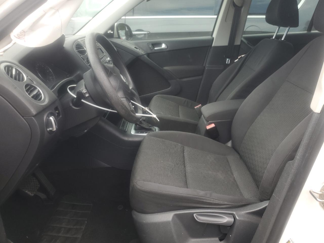 2012 Volkswagen Tiguan S - Фото 7