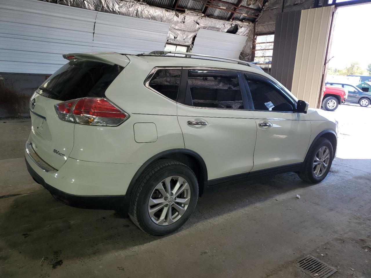 2015 Nissan Rogue S - Фото 3