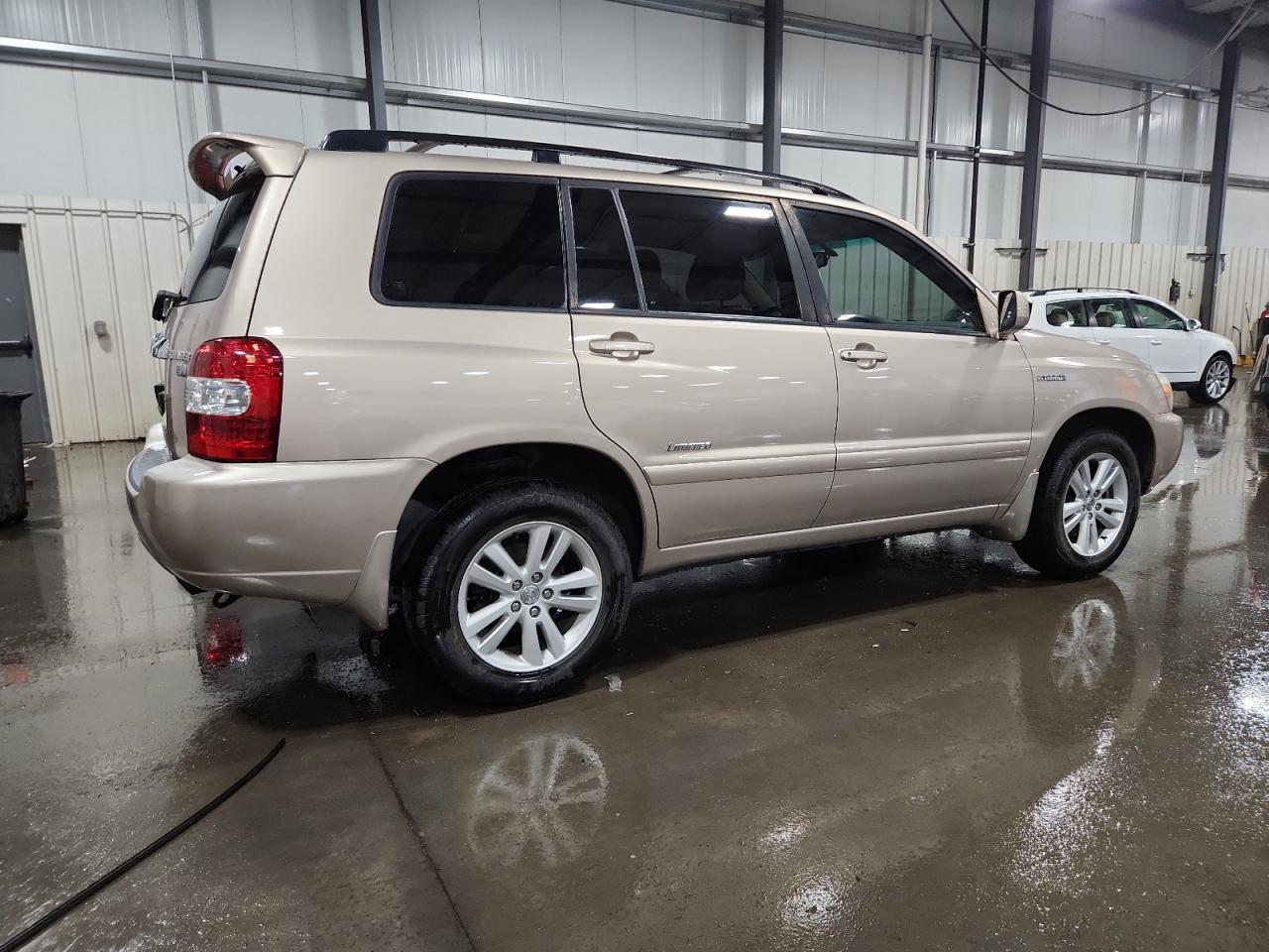 2007 Toyota Highlander Hybrid - Image 3