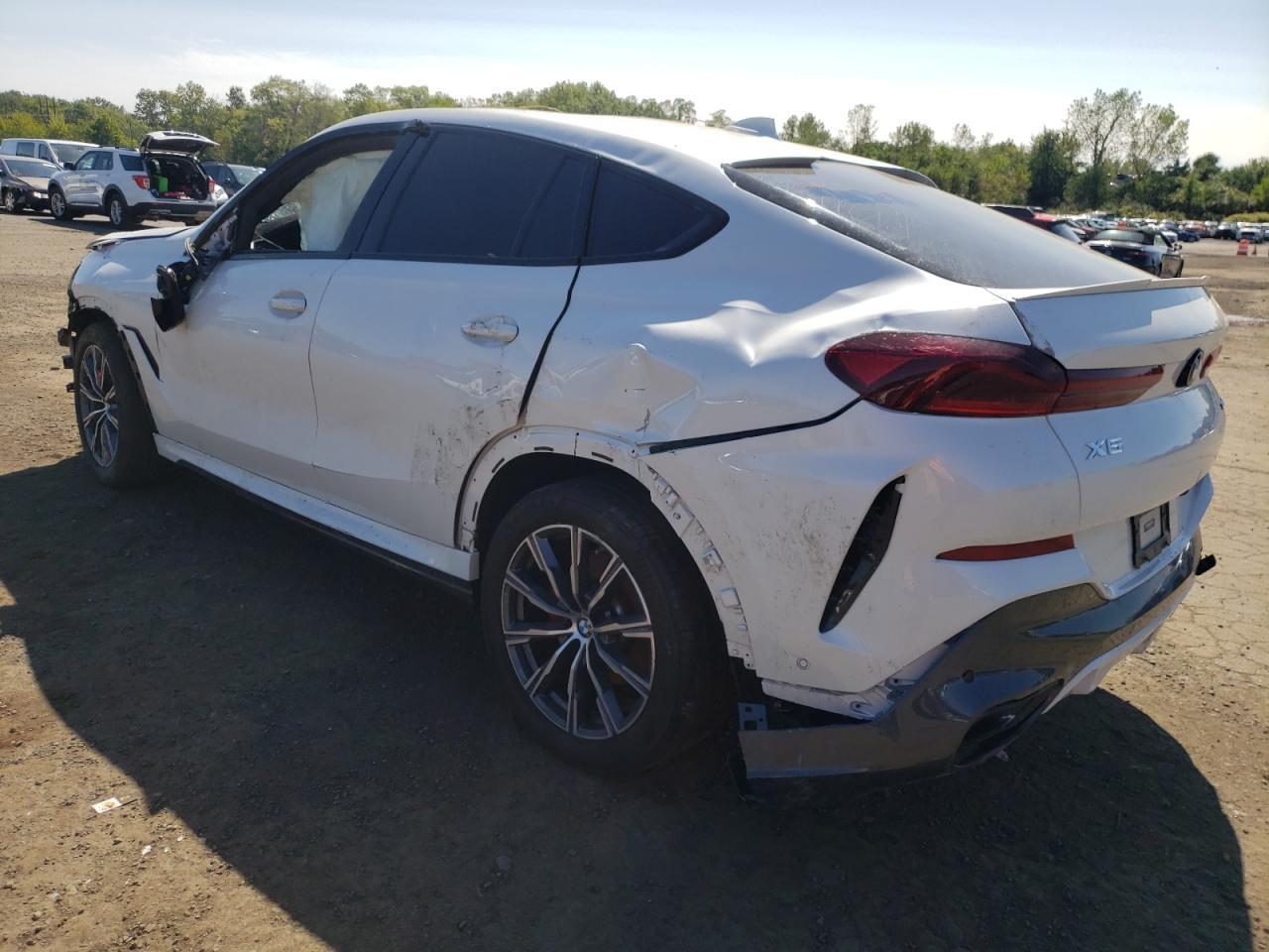 2022 BMW X6 xDrive40I - Image 2