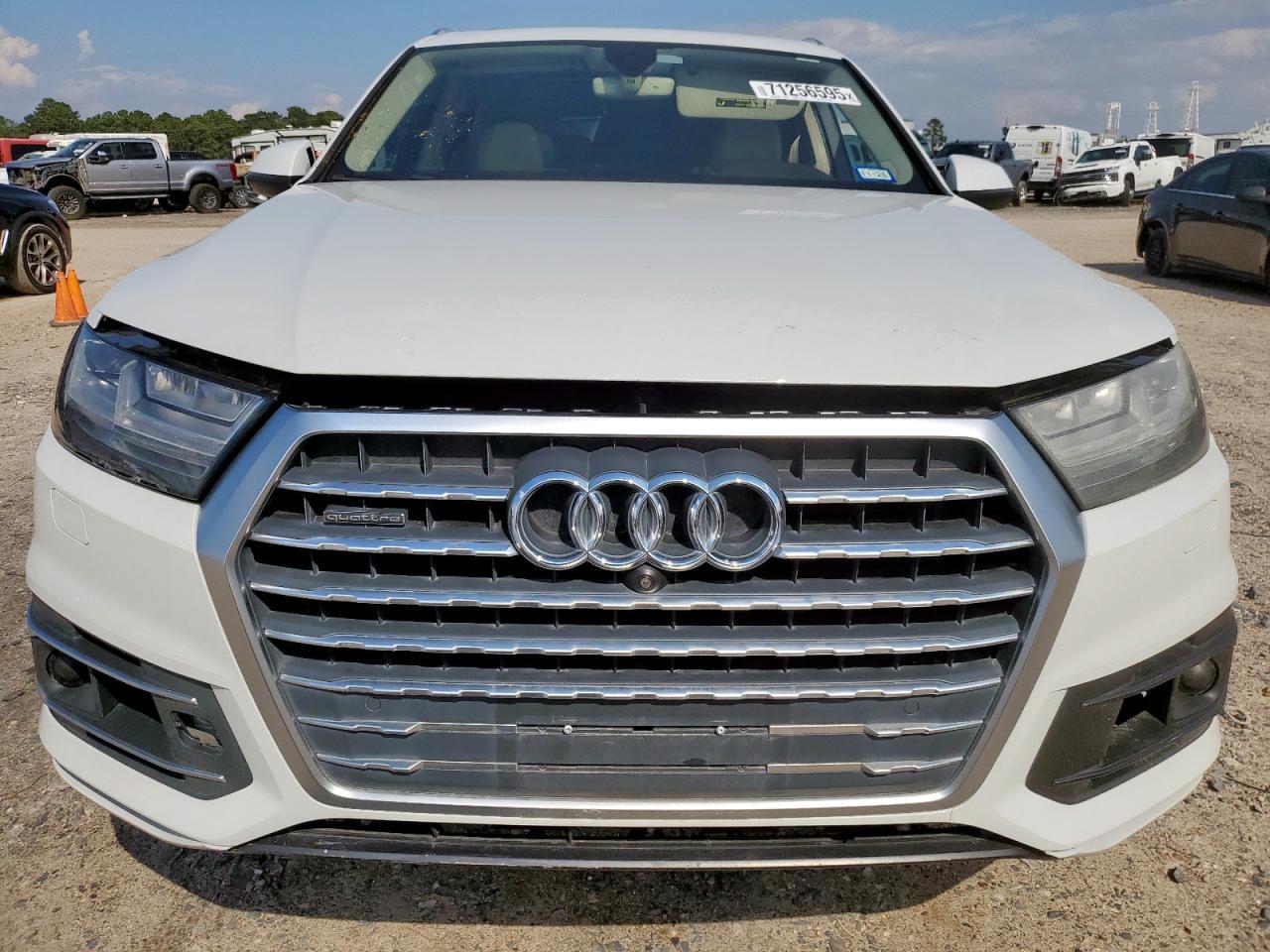 2017 Audi Q7 Premium Plus - Фото 5