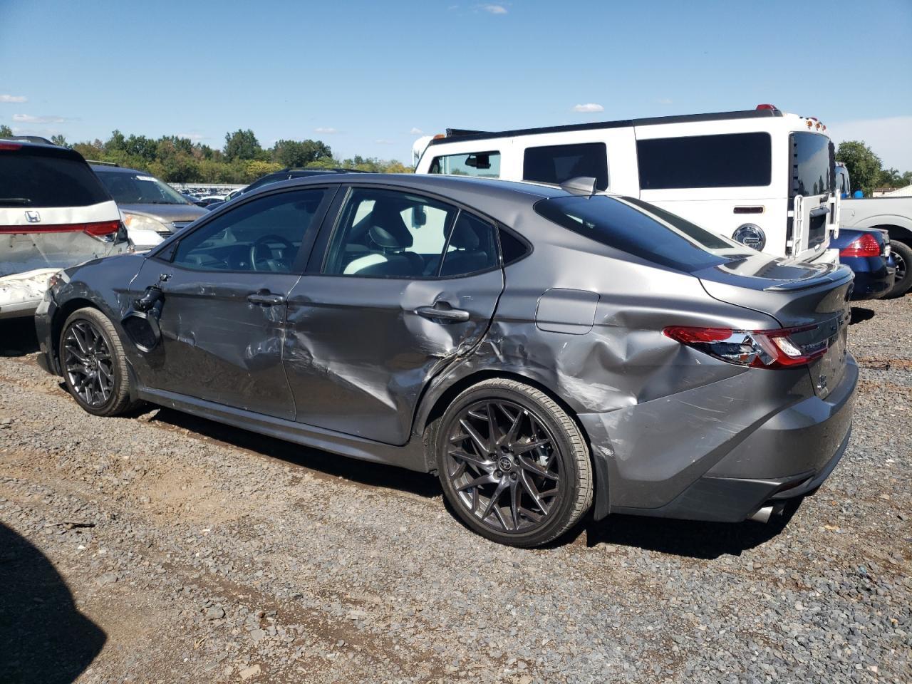 2025 Toyota Camry Xse - Фото 2