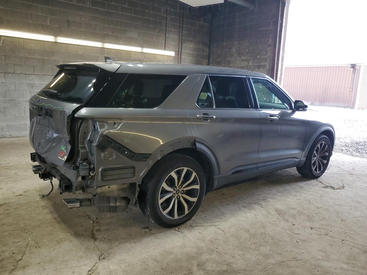 2021 Ford Explorer St - Image 3