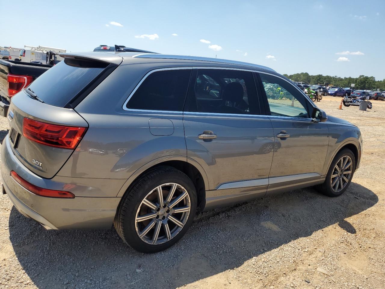 2018 Audi Q7 Premium Plus - Фото 3