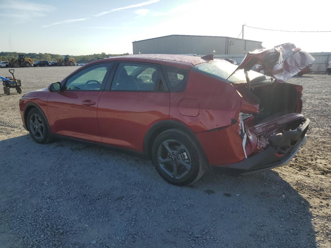 2025 Kia K4 Lx - Фото 2