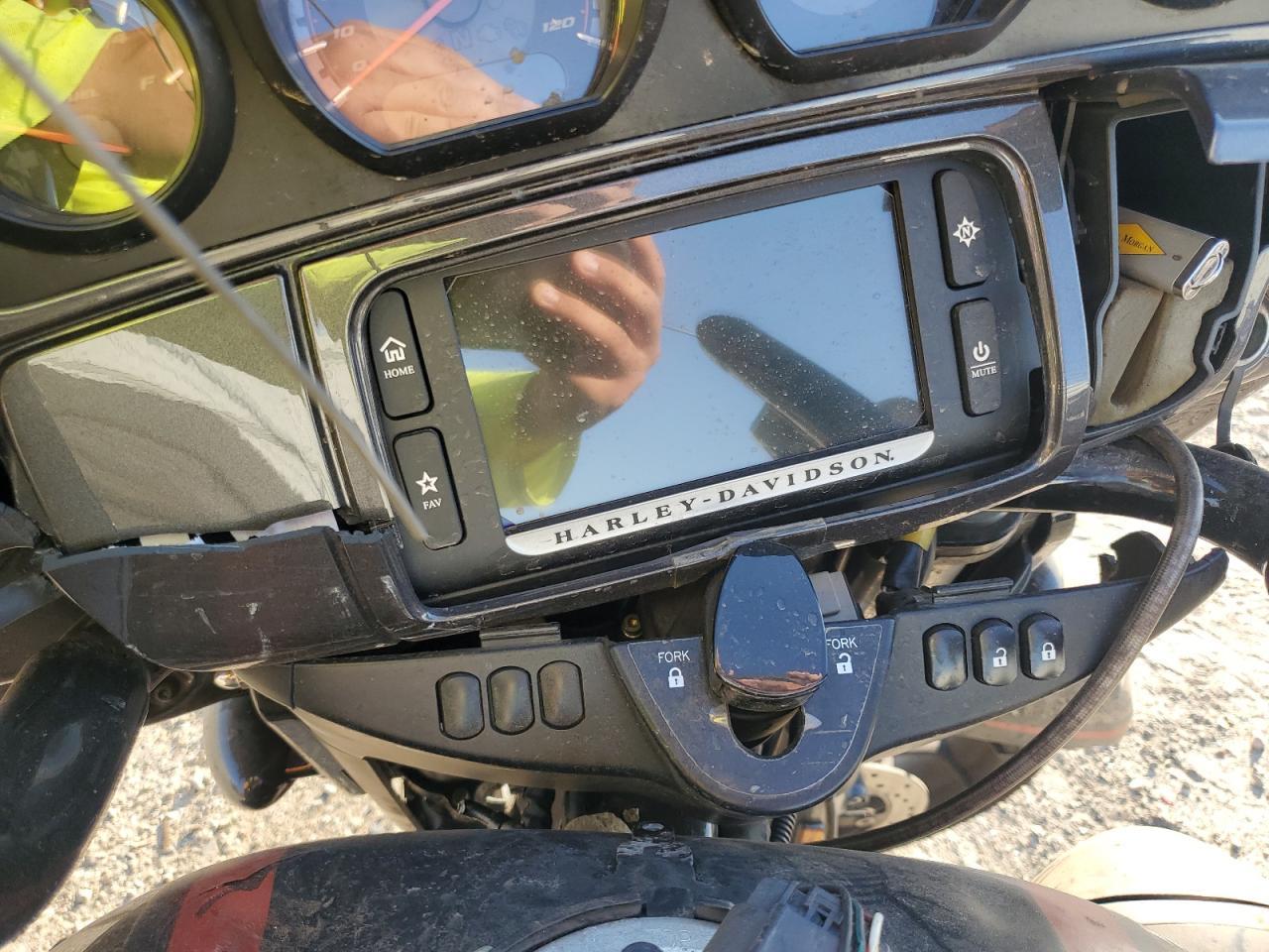 2018 Harley-Davidson Flhxse Cvo Street Glide - Фото 7