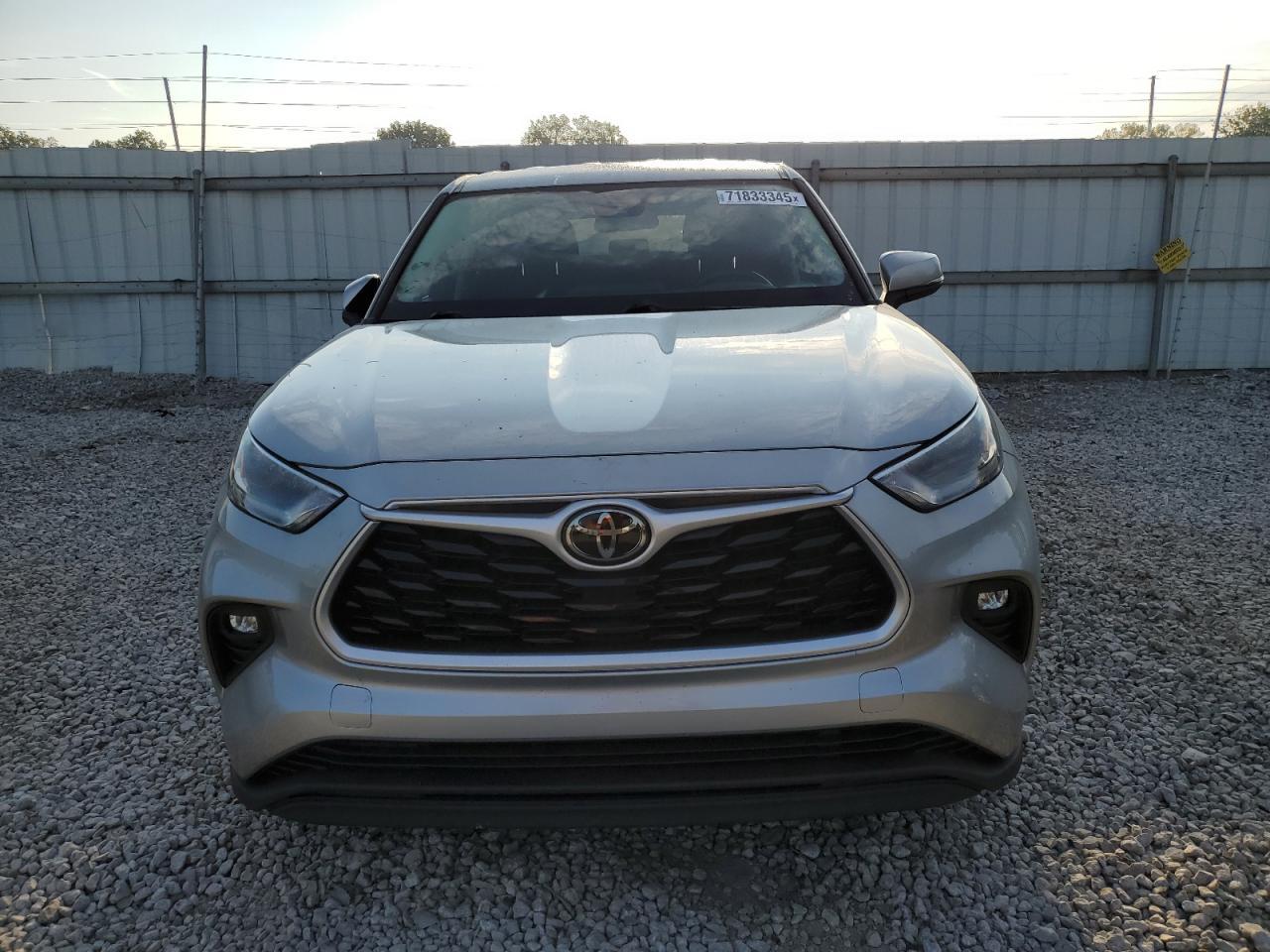 2021 Toyota Highlander L - Фото 5