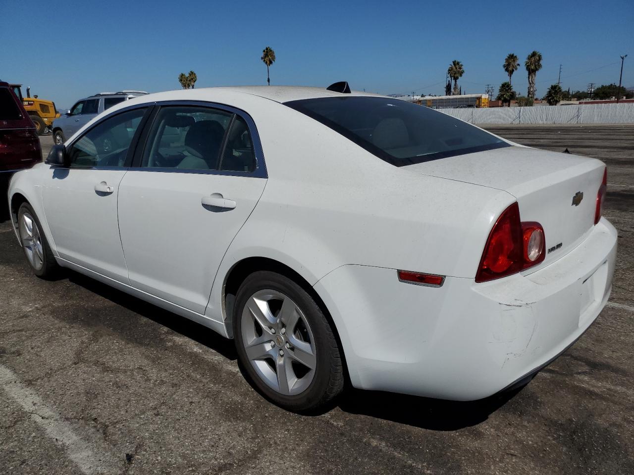 2012 Chevrolet Malibu Ls - Фото 2