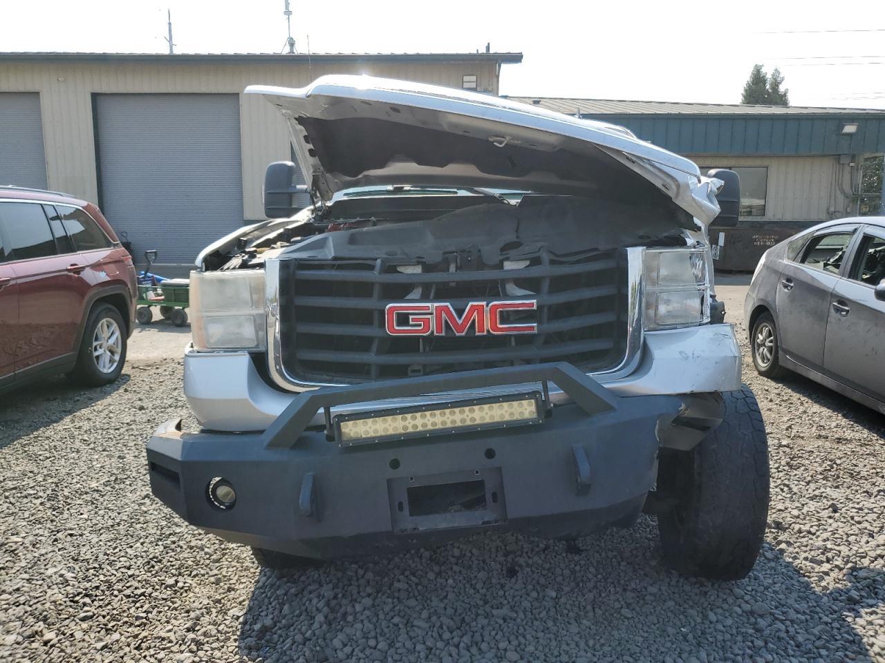 2010 GMC Sierra K2500 Sle - Image 5