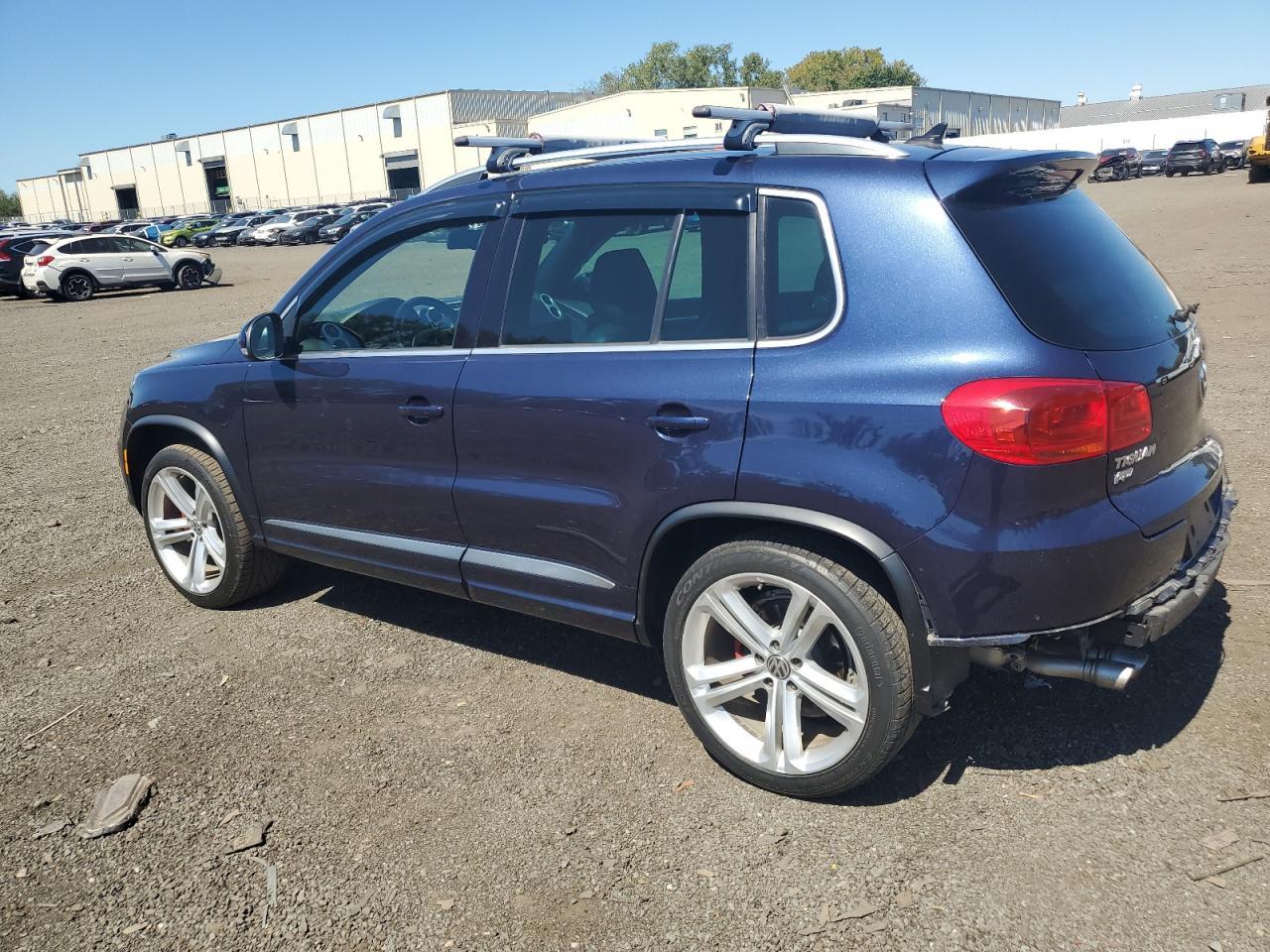 2016 Volkswagen Tiguan S - Image 2