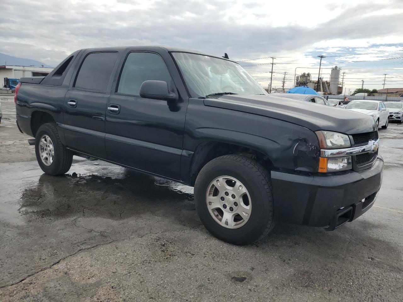 2006 Chevrolet Avalanche C1500 - Image 4